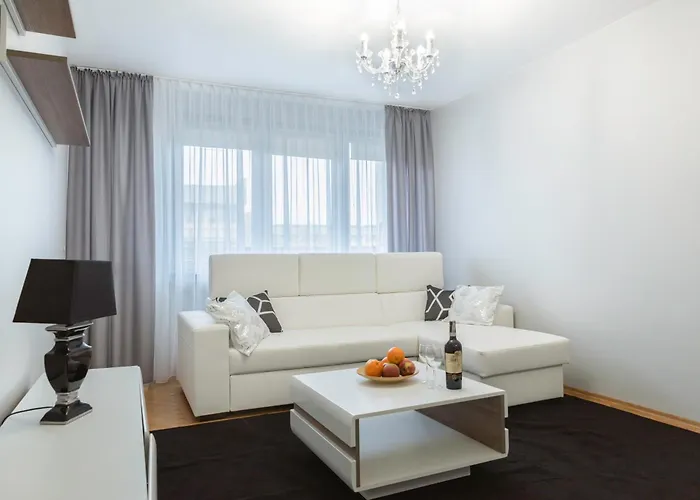 Comfy Flat In The Center. Great View. Warsaw